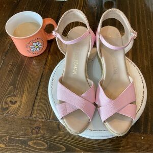 💕Host Pick💕😆Stuart Weitzman Pink Wedges Gently Worn. Look Brand new.